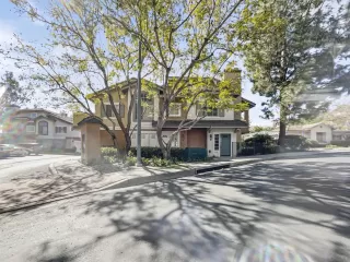 Photo #1: 220004599 Listing