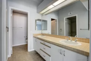 Photo #6: 220004599 Listing