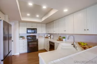 Photo #5: 220013745 Listing