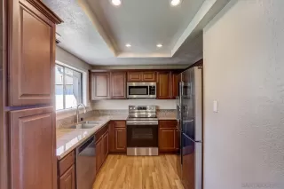 Photo #3: 220014609 Listing