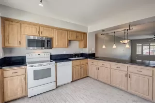 Photo #3: 220021622 Listing 