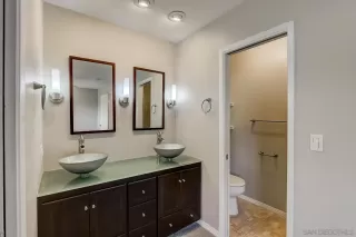 Photo #5: 220021622 Listing 