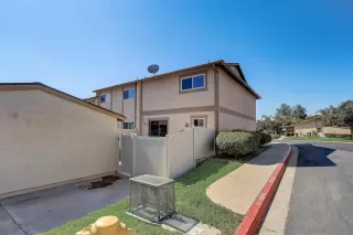 Photo #6: 220021622 Listing 