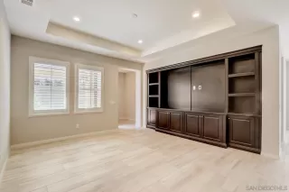 Photo #5: 220022944 Listing