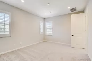 Photo #6: 220022944 Listing