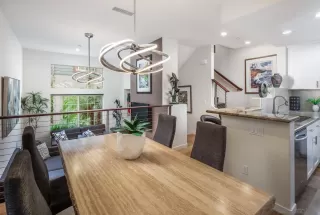 Photo #3: 220023592 Listing