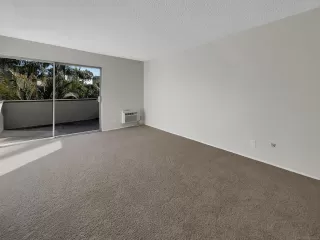 Photo #5: 220023594 Listing