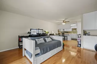 Photo #5: 220023725 Listing 