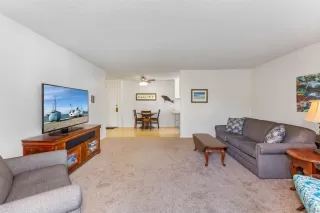 Photo #6: 220023793 Listing