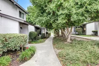 Photo #2: 220023935 Listing