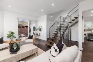 Photo #6: 220024315 Listing