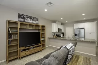 Photo #2: 220024555 Listing