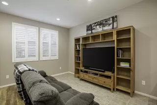 Photo #3: 220024555 Listing