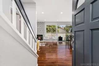 Photo #2: 220025018 Listing 