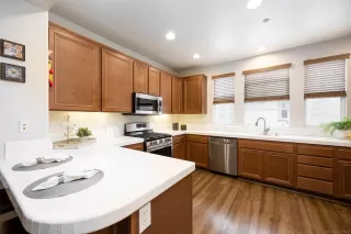 Photo #6: 220025150 Listing 