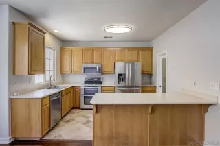 Photo #3: 220025425 Listing