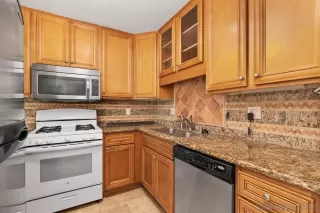 Photo #6: 220025503 Listing 