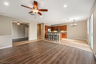 Photo #6: 220025669 Listing