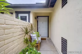 Photo #3: 220025944 Listing