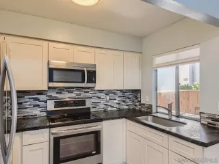 Photo #3: 220026065 Listing 