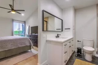 Photo #2: 220026188 Listing