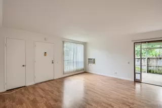 Photo #2: 220026275 Listing