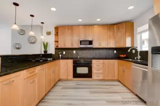 Photo #1: 220026315 Listing