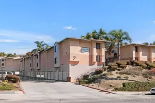 Photo #1: 220026505 Listing 