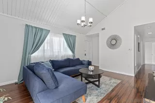 Photo #4: 220026583 Listing