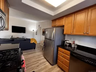 Photo #4: 220026596 Listing