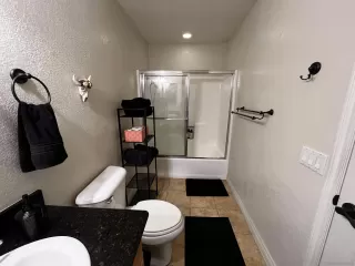 Photo #6: 220026596 Listing