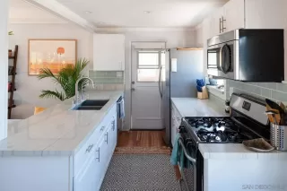 Photo #4: 220026716 Listing