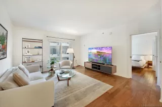 Photo #4: 220026718 Listing