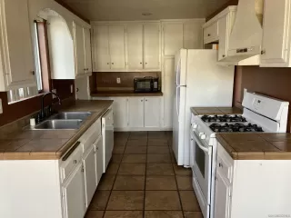 Photo #5: 220026734 Listing 