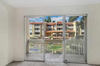 Photo #4: 220026752 Listing