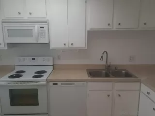 Photo #4: 220026794 Listing 
