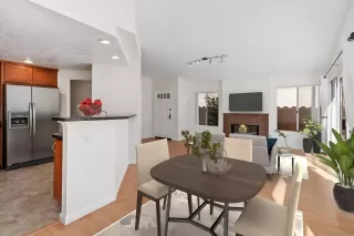 Photo #3: 220026811 Listing