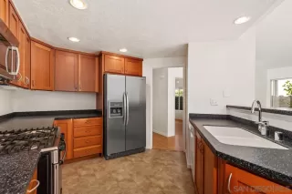 Photo #4: 220026811 Listing