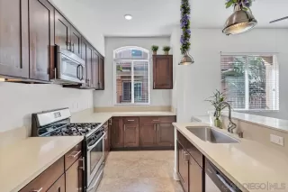 Photo #3: 220026891 Listing