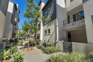 Photo #1: 220026988 Listing