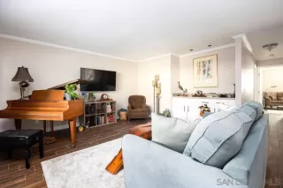 Photo #4: 220027110 Listing 