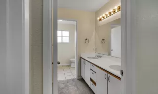 Photo #5: 220027313 Listing