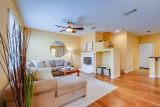 Photo #2: 220027383 Listing