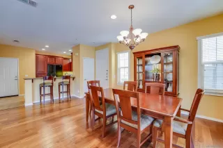 Photo #6: 220027383 Listing