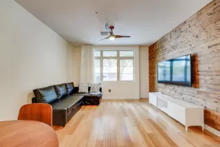 Photo #5: 220027386 Listing