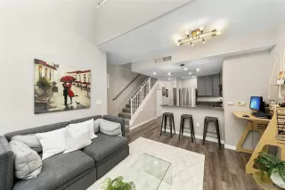 Photo #1: 220027485 Listing