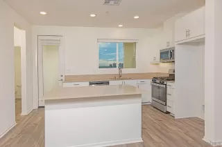 Photo #5: 220027611 Listing