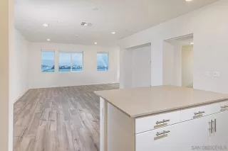 Photo #6: 220027611 Listing