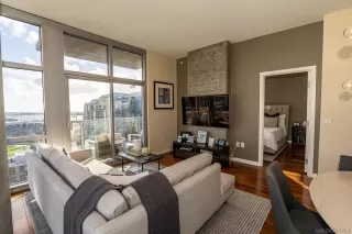 Photo #5: 220027632 Listing