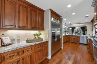 Photo #1: 220027696 Listing